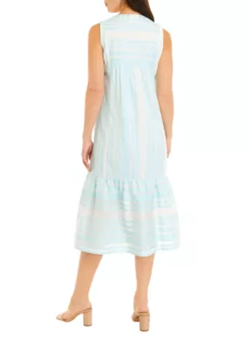 Petite Sleeveless Maxi Dress