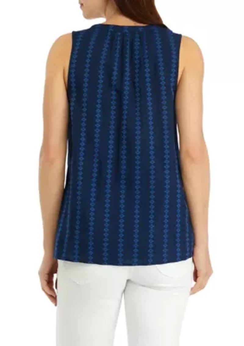 Women's Sleeveless Split Neck Top