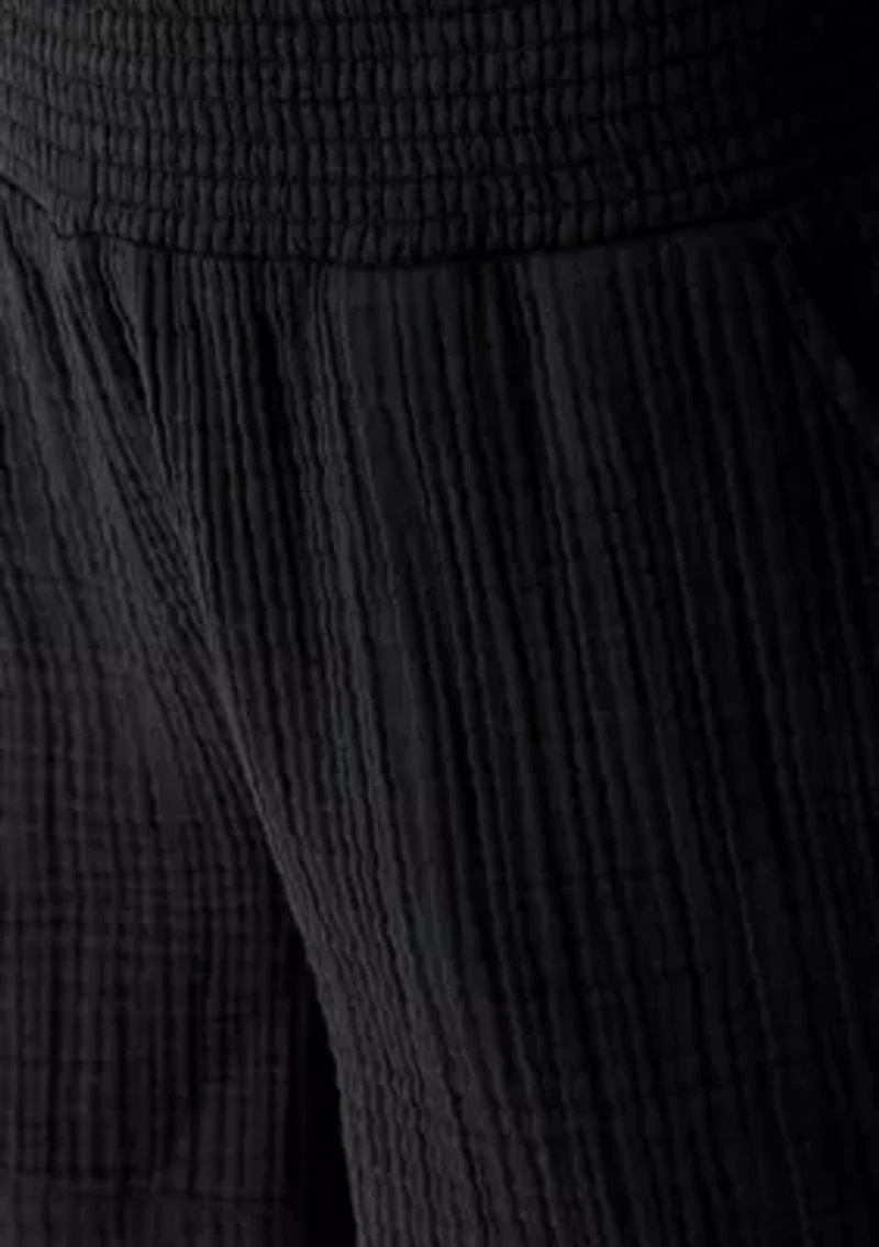 Women's Pull On Gauze Shorts