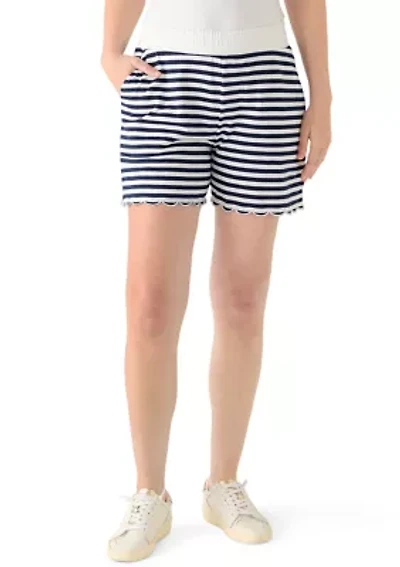 Women's Scallop Shorts