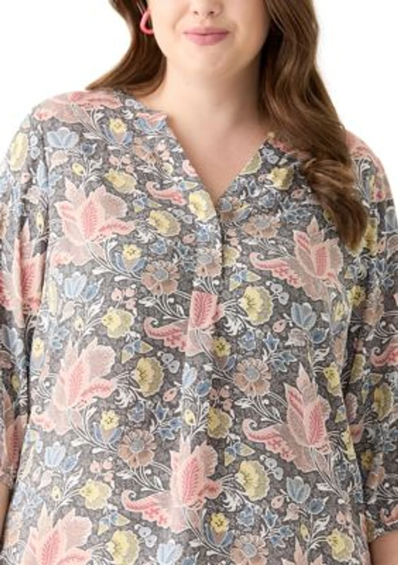 Plus 3/4 Sleeve Split Neck Woven Blouse