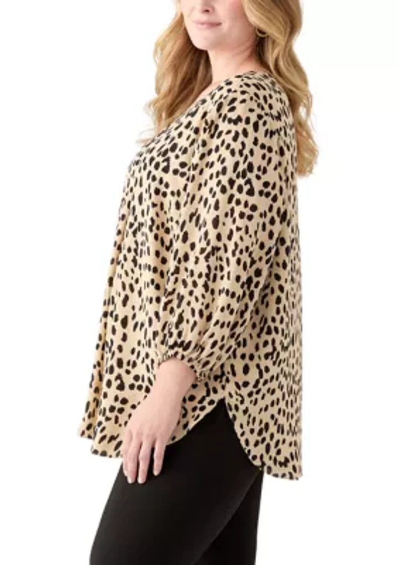 Plus 3/4 Sleeve V-Neck Shirt