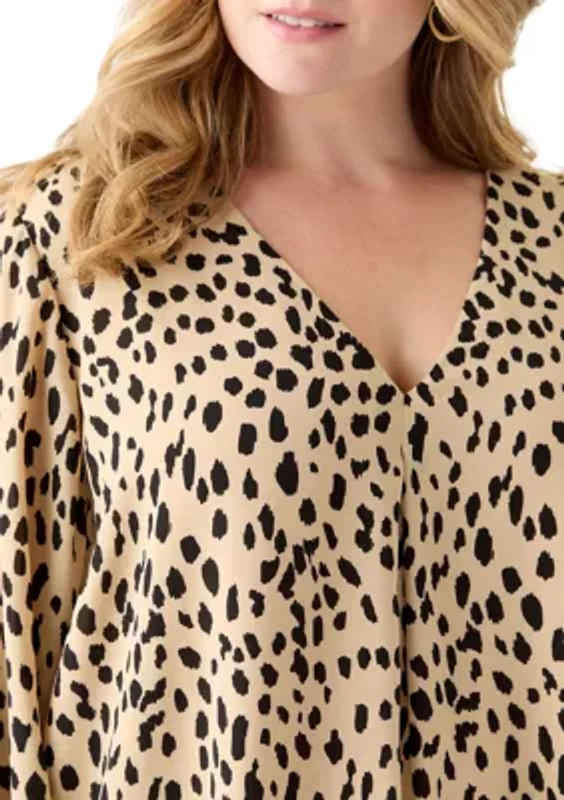 Plus 3/4 Sleeve V-Neck Shirt