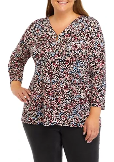 Plus 2/4 Sleeve Floral Top