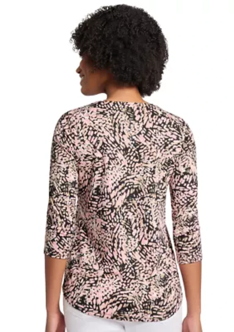 Women's Printed Moss Crepe 3/4 Sleeve V-Neck Top with Tube Trim