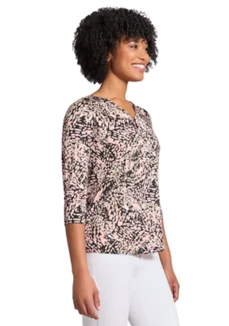 Women's Printed Moss Crepe 3/4 Sleeve V-Neck Top with Tube Trim