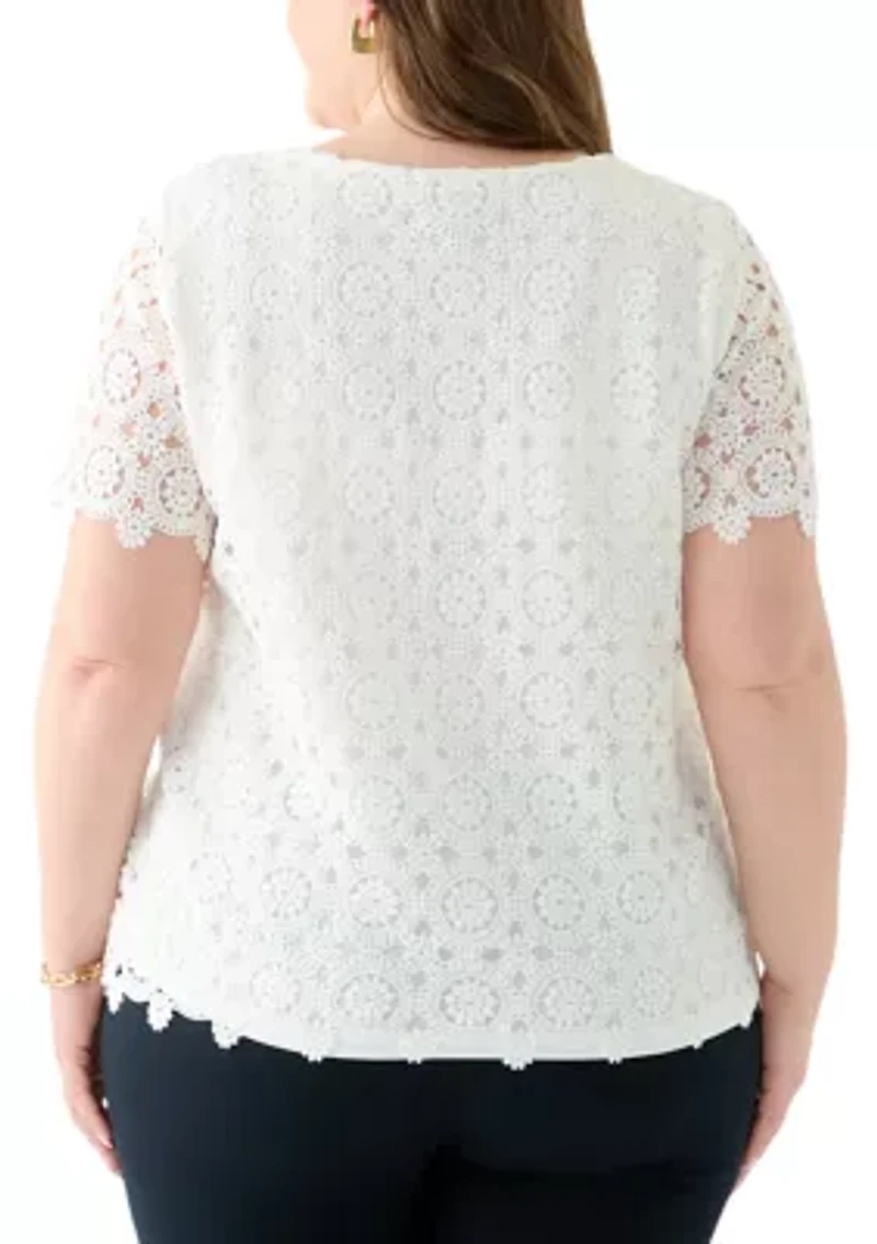 Plus Medallion Lace Short Sleeve Top