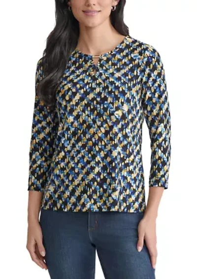 Petite 3/4 Sleeve Keyhole Top