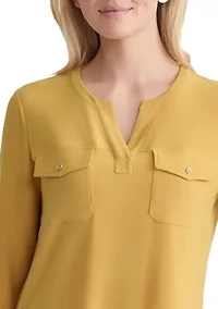 Petite Seeveless V-Neck Pleat Front Shell - Printed