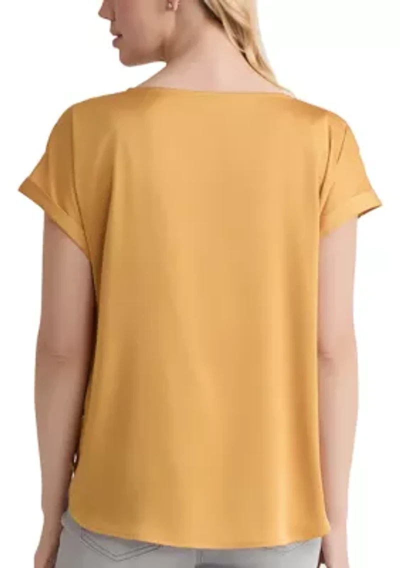 Women's Short Sleeve Side Button Crepe Top