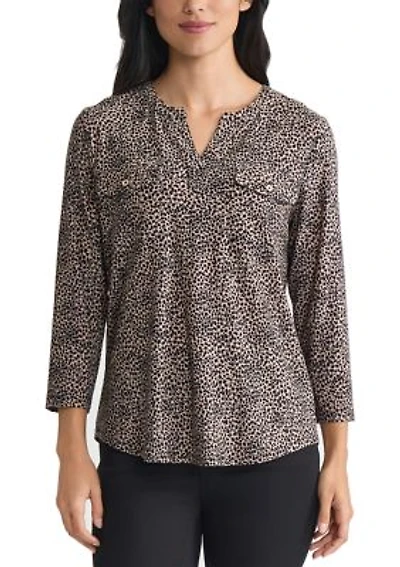 Women's Three-Quarter Sleeve Leopard Print Top