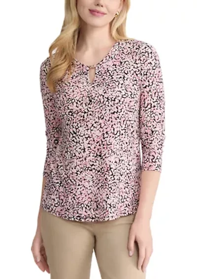 Petite 3/4 Sleeve V-Neck Print Top with Trim