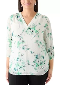 Plus Three-Quarter Sleeve V-Neck Clip Dot Tunic Top