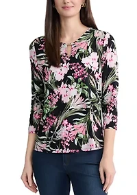 Women's 3/4 Sleeve V-Neck Noodle Top