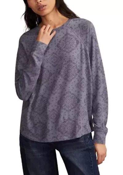 Women's Cloud Knit Printed Top