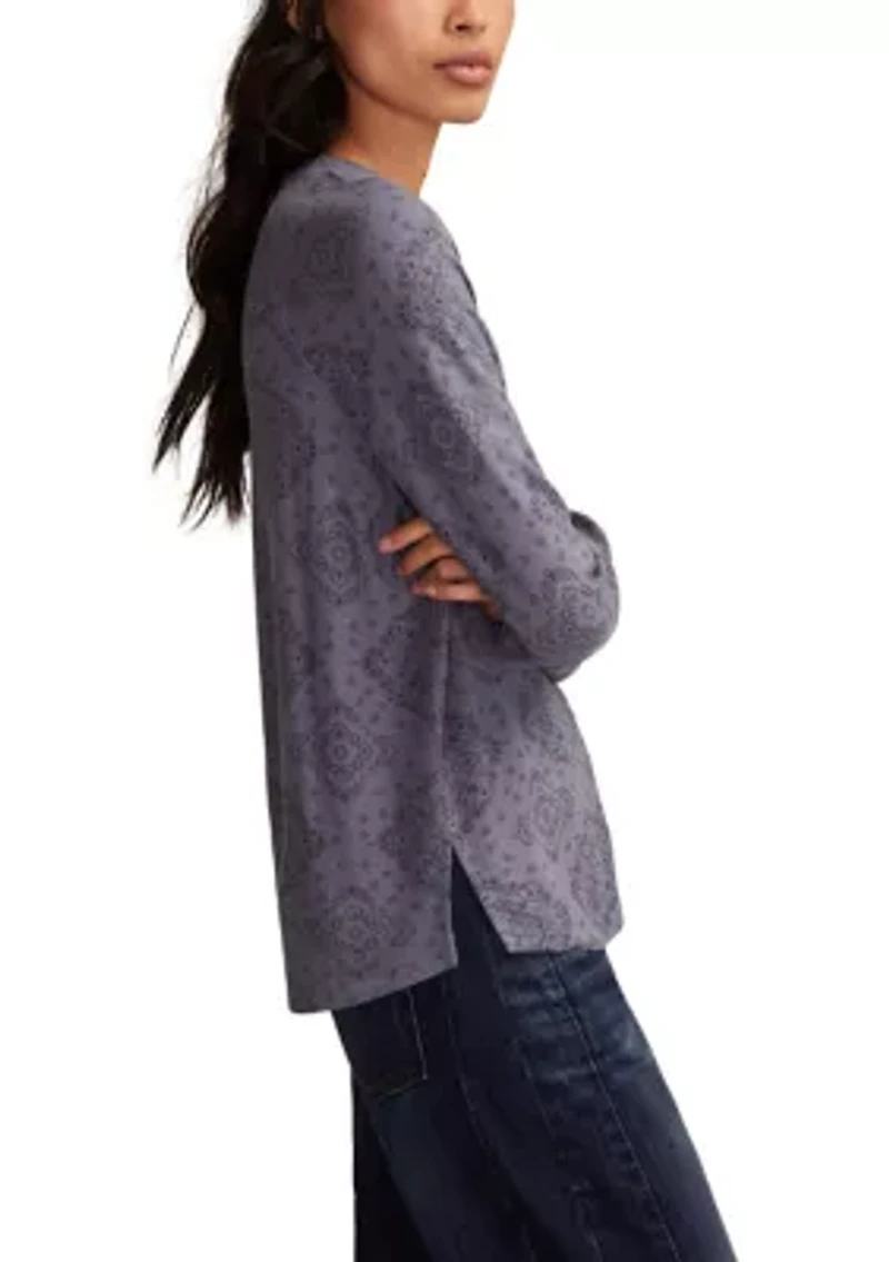 Women's Cloud Knit Printed Top