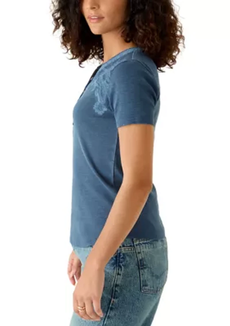 Women's Short Sleeve Curtwork Henley Shirt