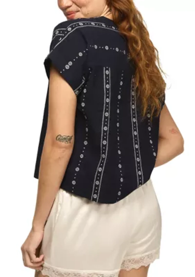Women's Split Neck Vertical Embroidered Woven Top