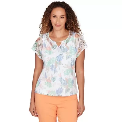 PRINTED OVAL TEXTURE T SLEEVE KEYHOLE TOP