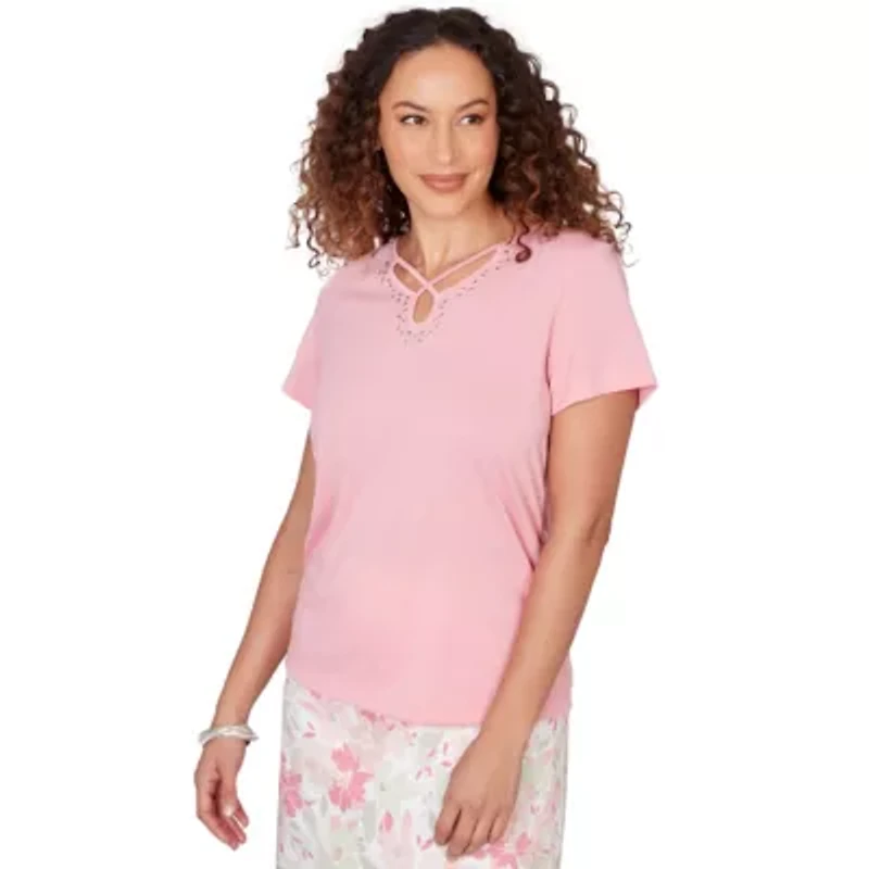 SOLID SHORT SLEEVE TOP WITH KEYHOLE NECKLINE