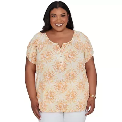 PRINTED KNIT CRINKLE SHORT SLEEVE HENLEY