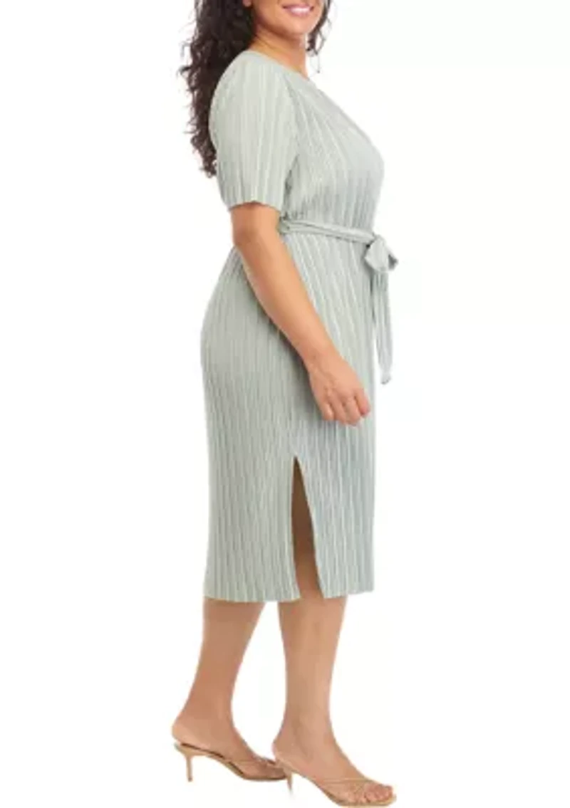 Plus Elbow Pleated Dress