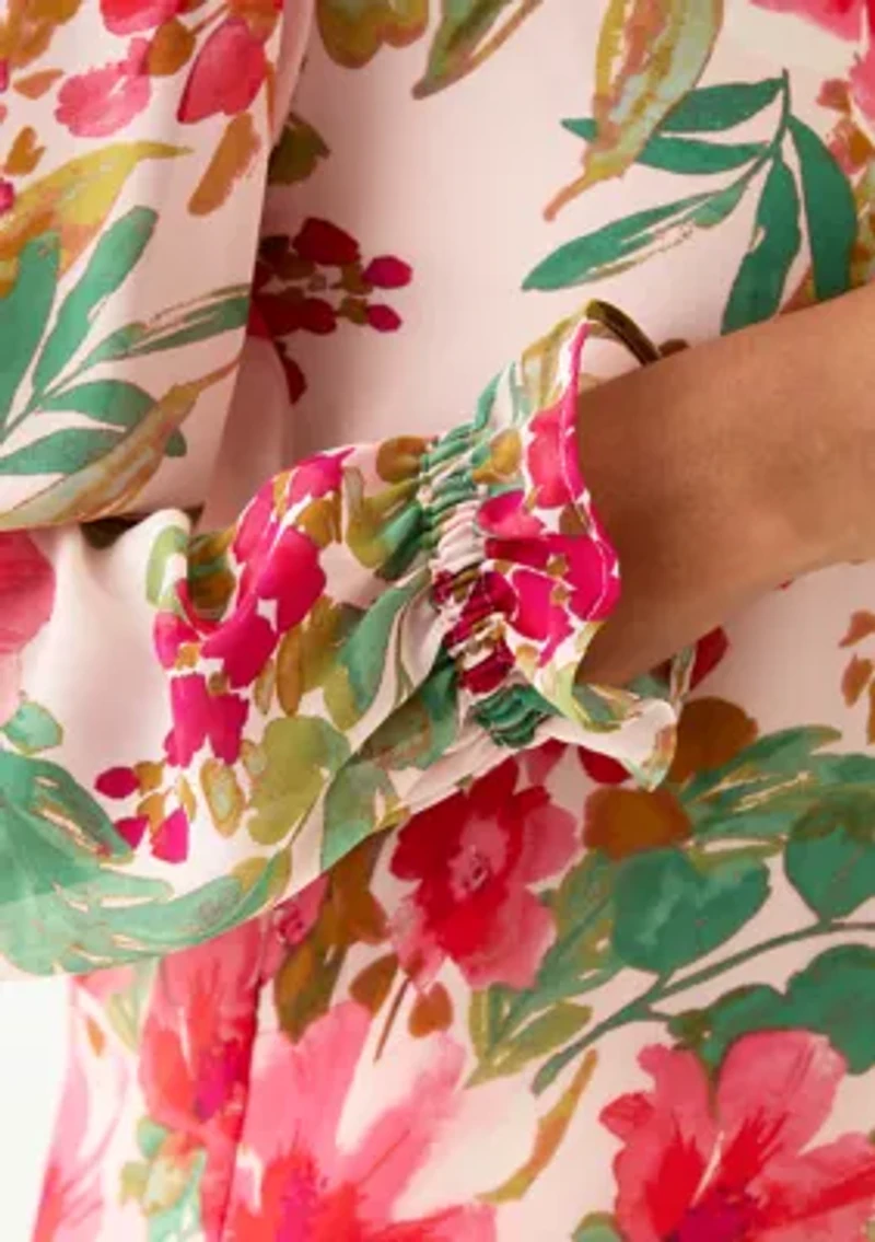 Petite Floral Print V-Neck Button Front blouse