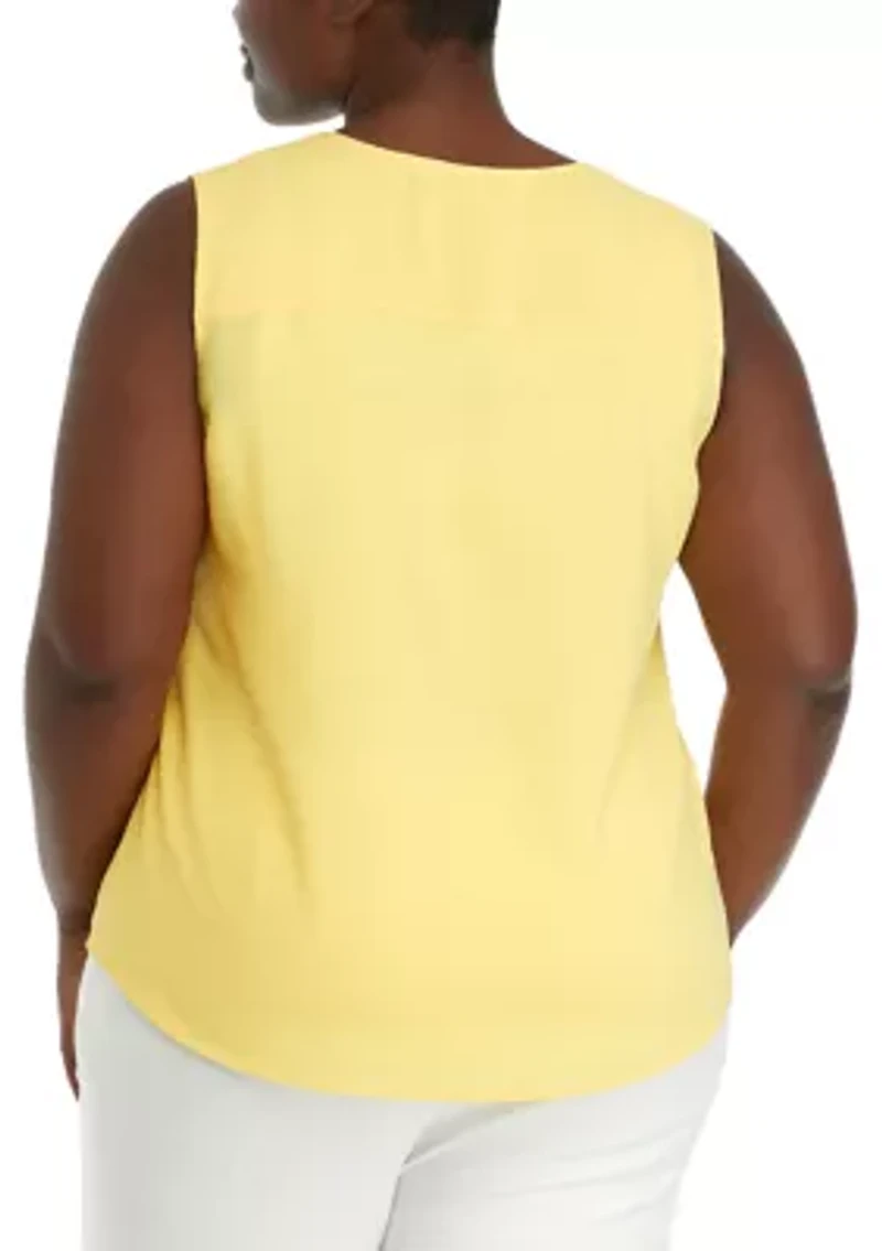 Plus Sleeveless V-Neck Half Zip Blouse