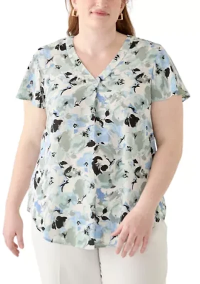 Plus Flutter Sleeve Blouse