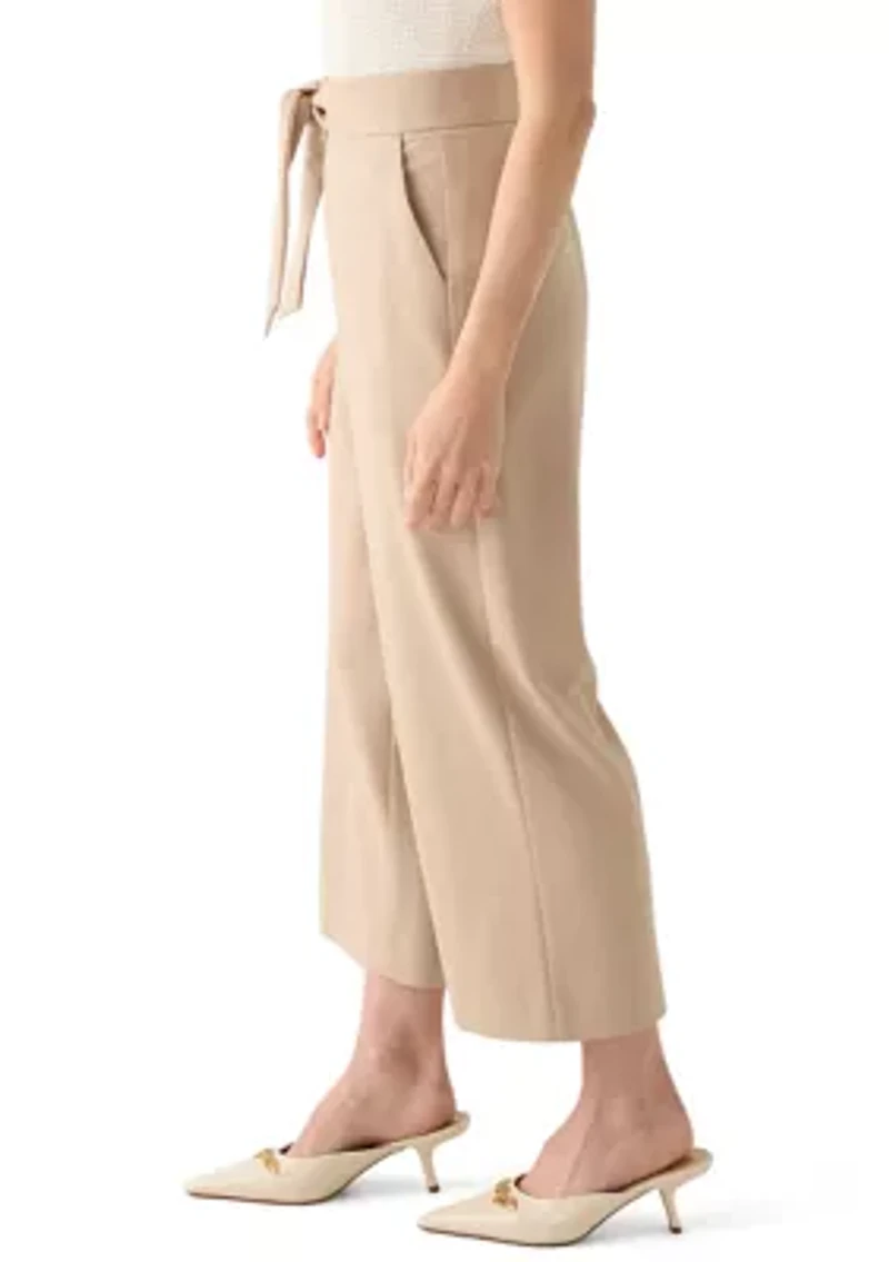 Petite Cropped Capri Pants