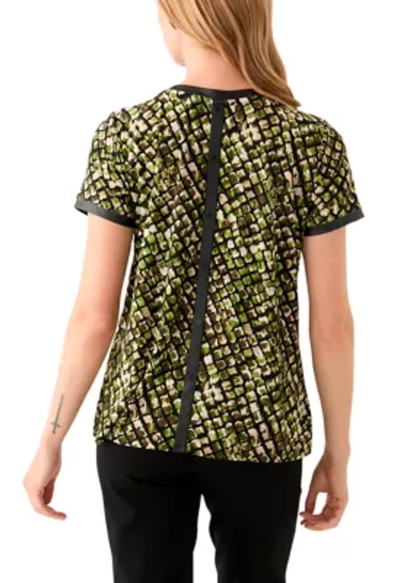 Petite Short Sleeve Button Back Knit