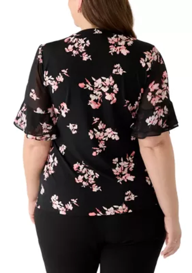 Plus Split Neck Ruffle Sleeve Top