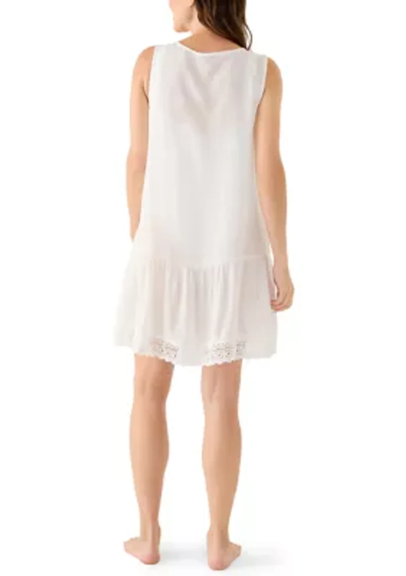 Women's Sleeveless Solid Crochet Trim Dress