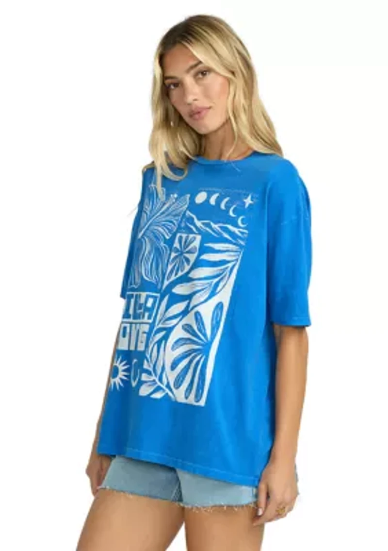 Summer Nights Short Sleeve Graphic T-Shirt