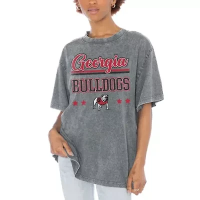 NCAA Georgia Bulldogs Here To Play Oversized T-Shirt