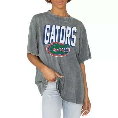 NCAA Florida Gators Solid Defense Oversized T-Shirt