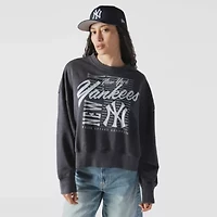 MLB New York Yankees Boxy Mineral Wash Dolmen Sleeve Cropped Sweatshirt