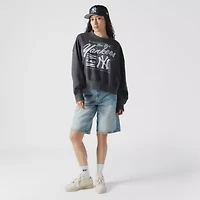 MLB New York Yankees Boxy Mineral Wash Dolmen Sleeve Cropped Sweatshirt
