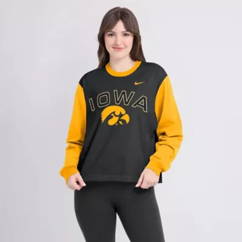 NCAA Nike Iowa Hawkeyes Boxy Long Sleeve T-Shirt