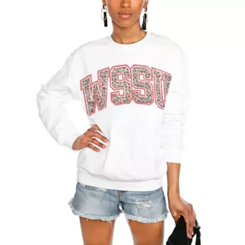 NCAA Winston-Salem State Rams Distressed Snap Perfect Oversized Pullover Sweatshirt