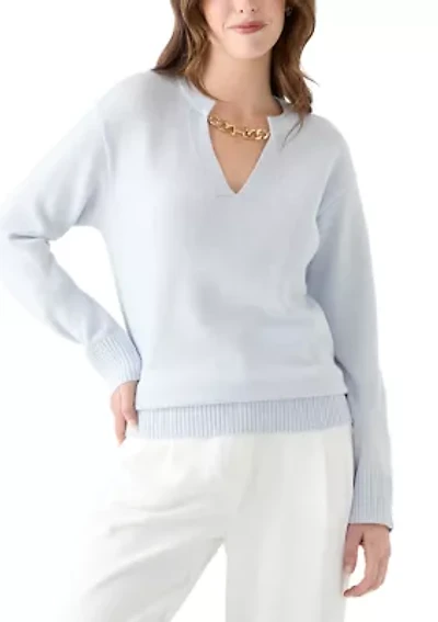 Women's Long Sleeve Logo Hardware V-Neck Sweater