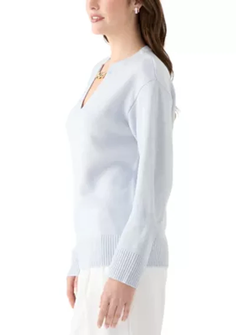 Women's Long Sleeve Logo Hardware V-Neck Sweater