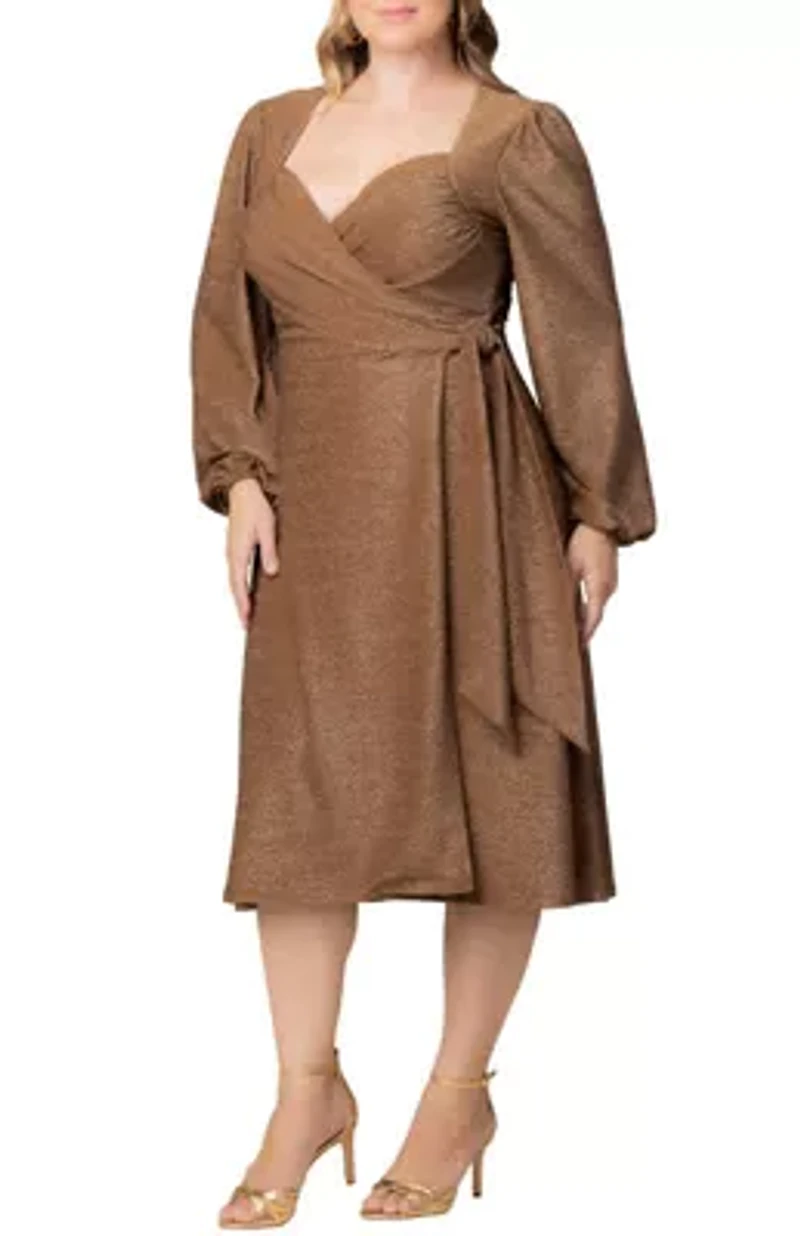 Women's Plus Socialite Sweetheart Wrap Dress