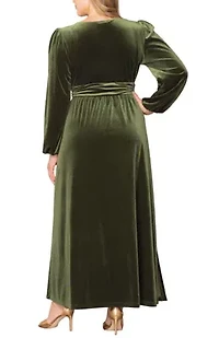 Women's Plus Vivienne Velvet Evening Gown with Pockets
