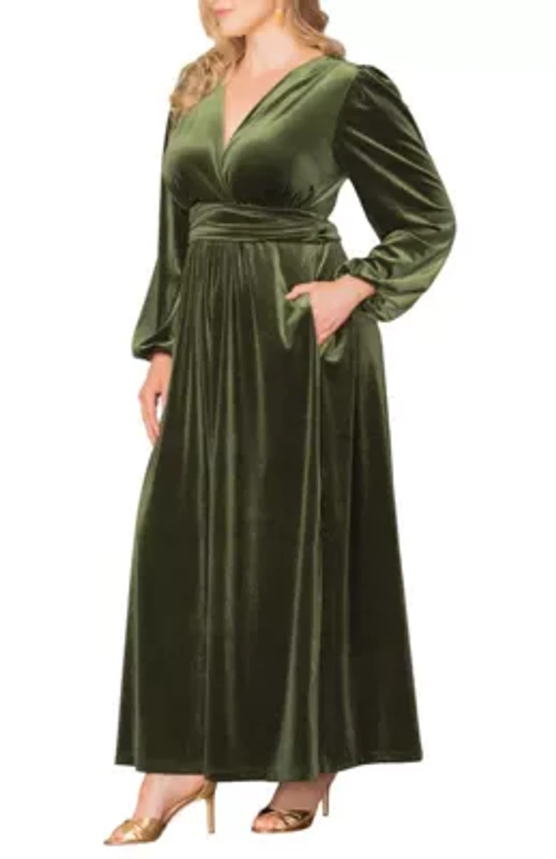 Women's Plus Vivienne Velvet Evening Gown with Pockets