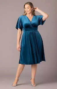 Women's Plus Angelic Velvet Cocktail Dress with Pockets