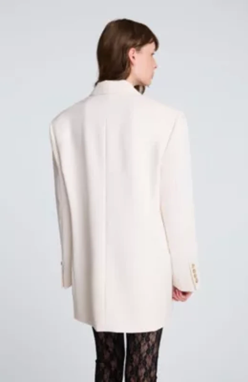 Luxe Twill 3 Button Boyfriend Jacket With Flap Pockets