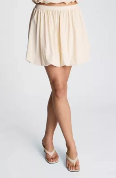 Pull on Bubble Mini Skirt
