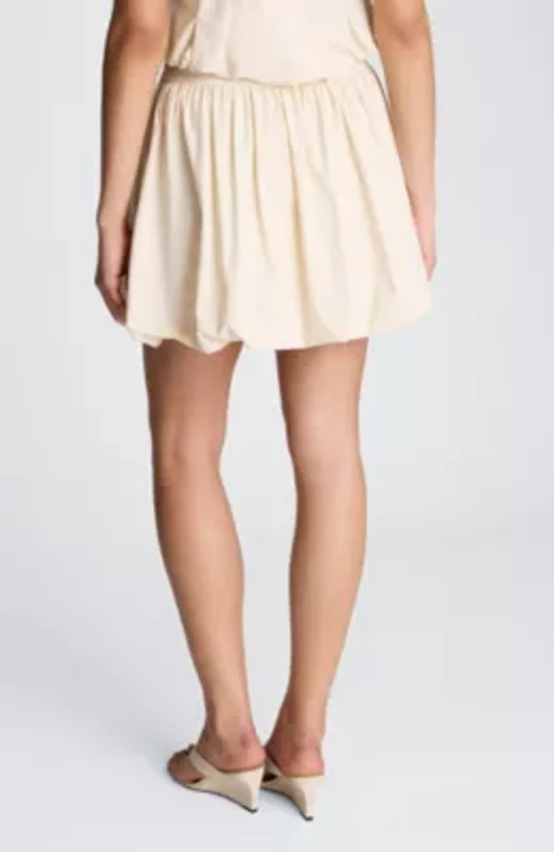 Pull on Bubble Mini Skirt