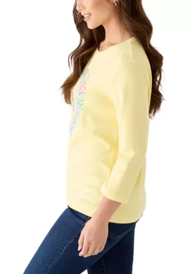 Petite 3/4 Sleeve Crew Neck Graphic Shirt